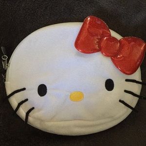 Hello Kitty Pouch